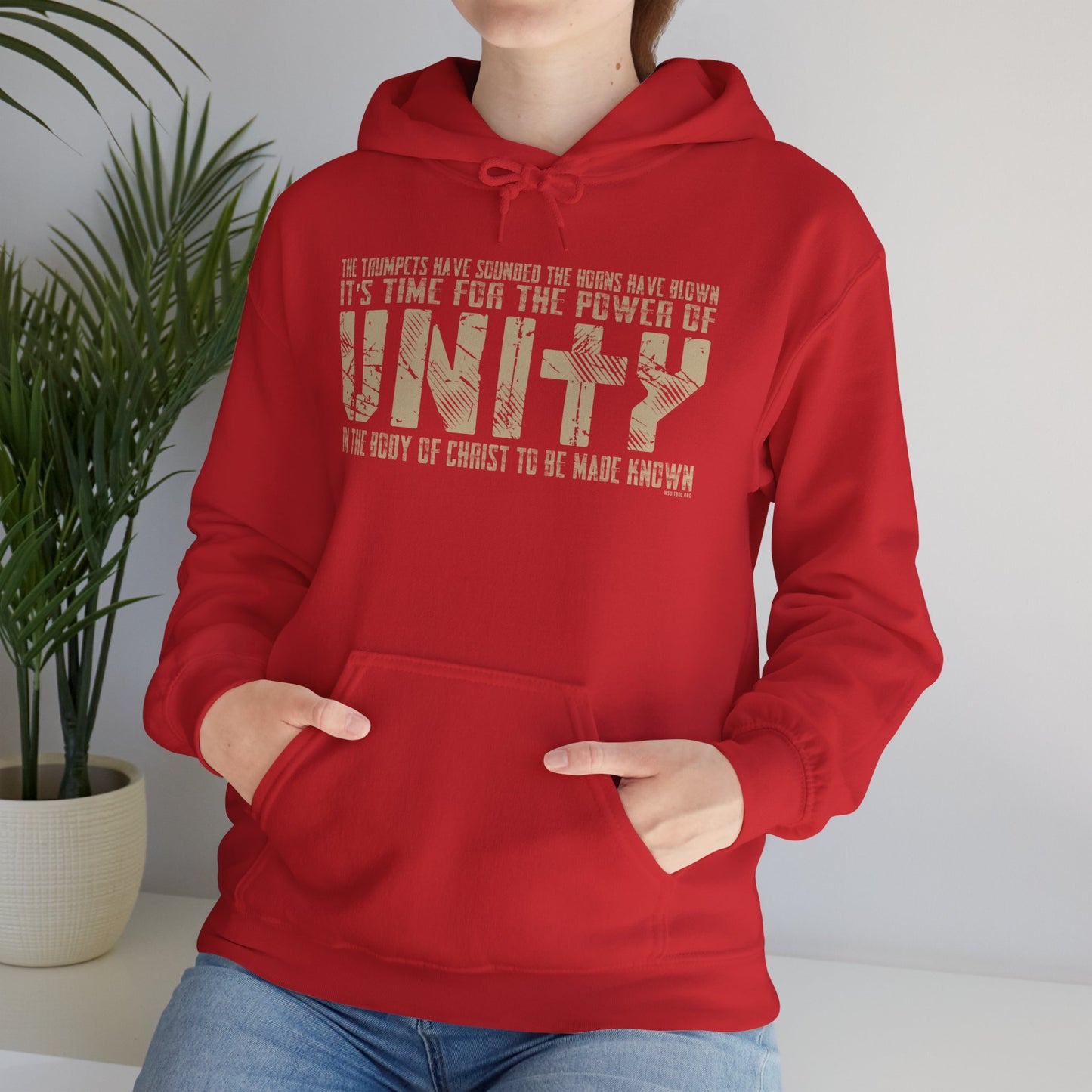 B Uni Tee Heavy Blend Hoodie